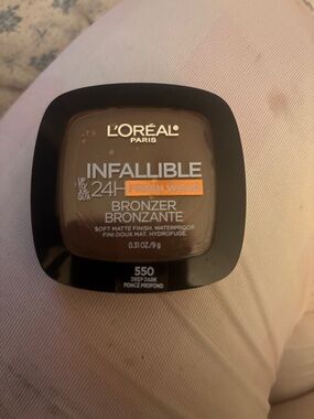 L'Oréal Infallible Fresh Wear Bronzer 550 Deep Dark - Brown